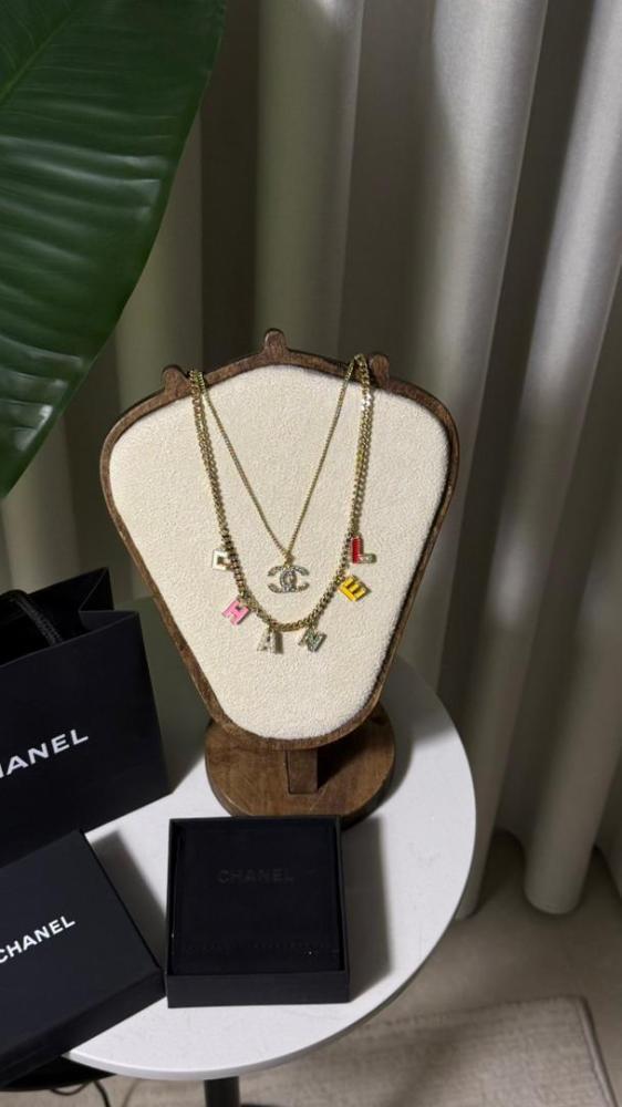 سلسال CHANEL دورين ذهبي