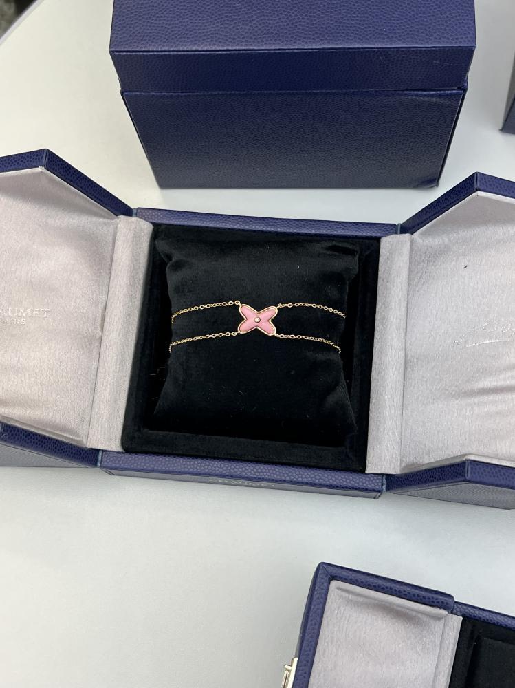 طقم إكسسوارات CHAUMET - طقم شوميه وردي