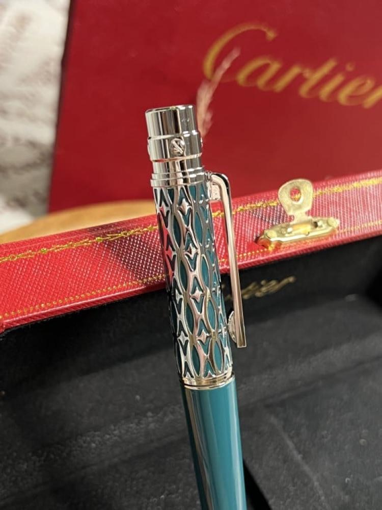 قلم Cartier - قلم حبر من مجموعة سانتوس دو كارتيه