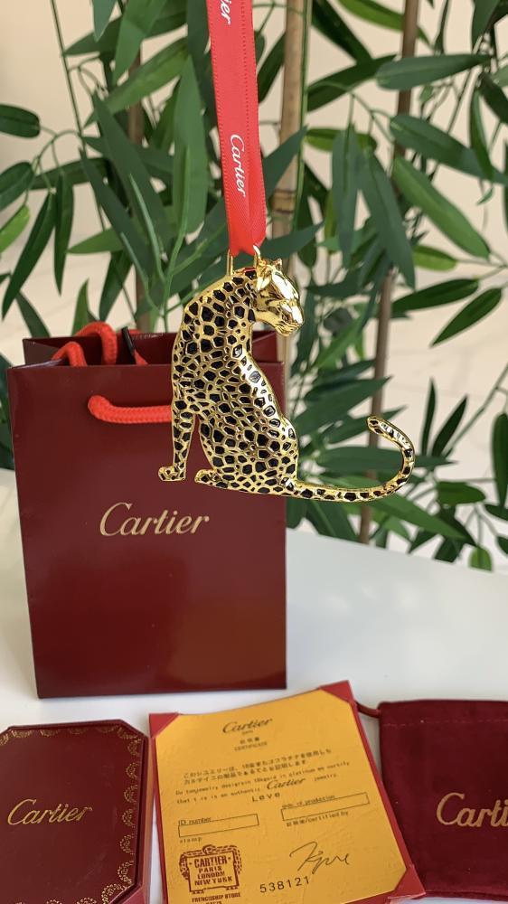 إكسسوار Cartier تعليقة سيارة من Cartier النمر