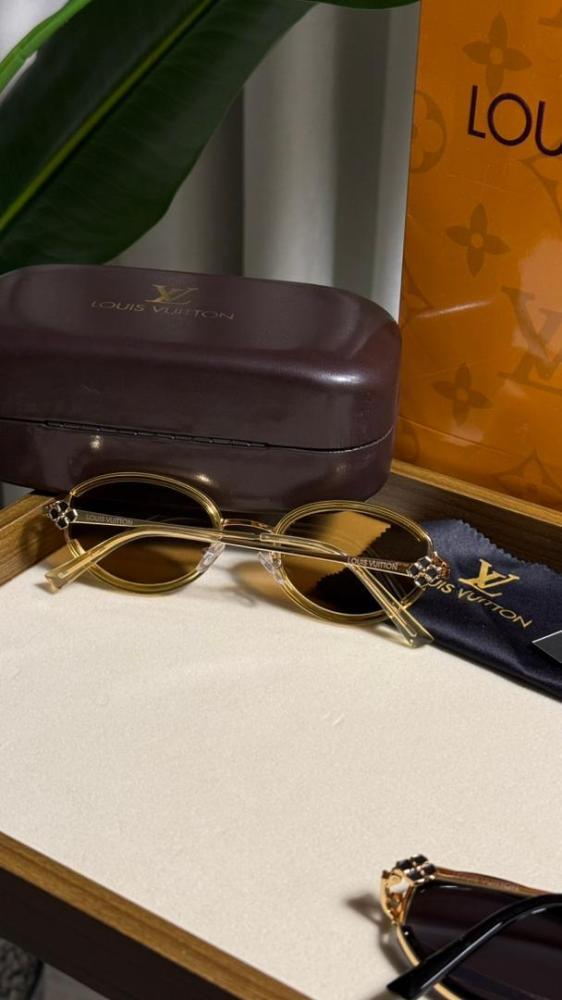 نظارة LOUIS VUITTON