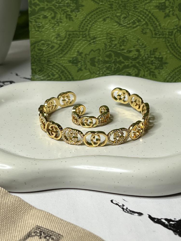خاتم GUCCI اسوارة خاتم GUCCI ذهبي