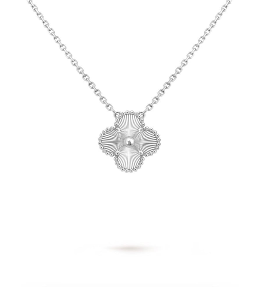 سلسال Van Cleef & Arpels - سلسال فينتاج ألامبرا من van cleef