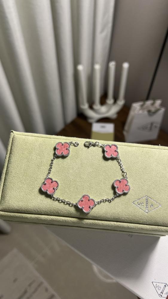 إسوارة Van Cleef & Arpels - إسوارة Van cleef فضي - وردي