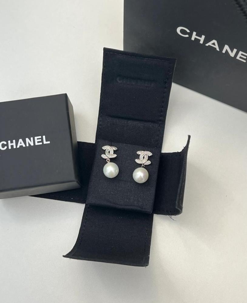 Silver CHANEL earrings