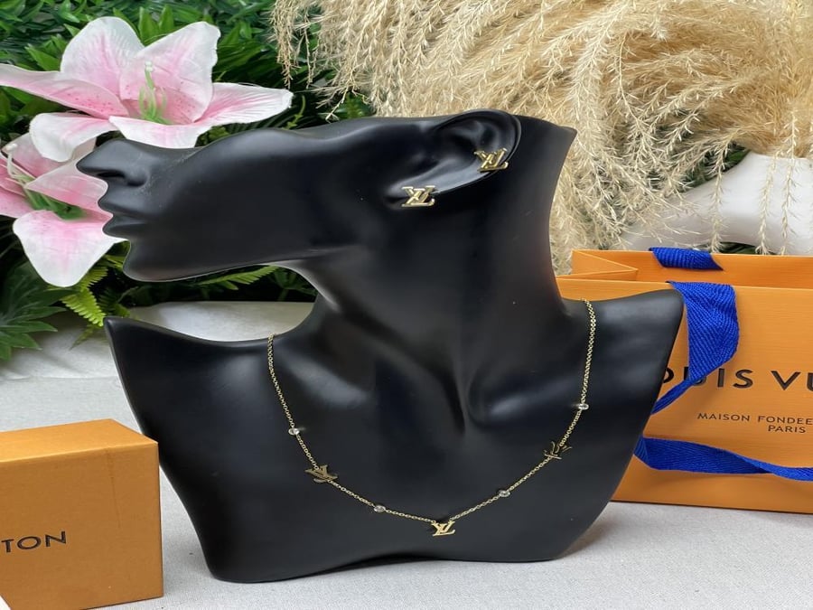 طقم إكسسوارات LOUIS VUITTON - طقم لويس فيتون