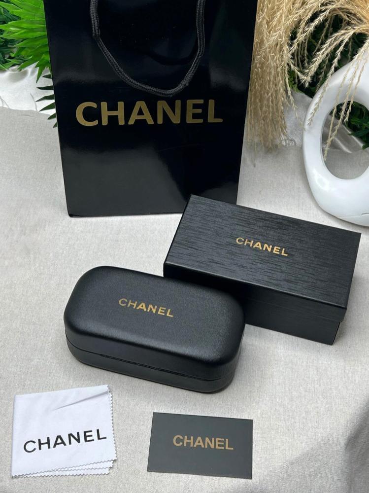 نظارة CHANEL لاطار اسود عدسه اسود