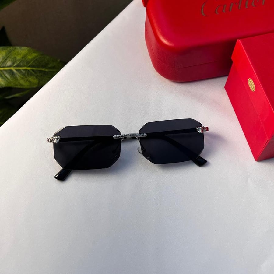 نظارة Cartier - إطار فضي- عدسه اسود