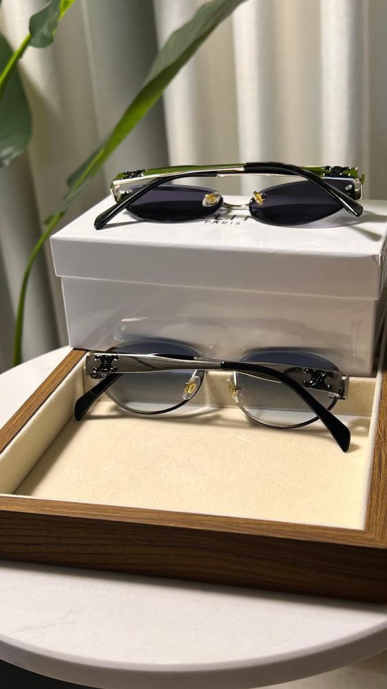 نظارة CELINE ملون