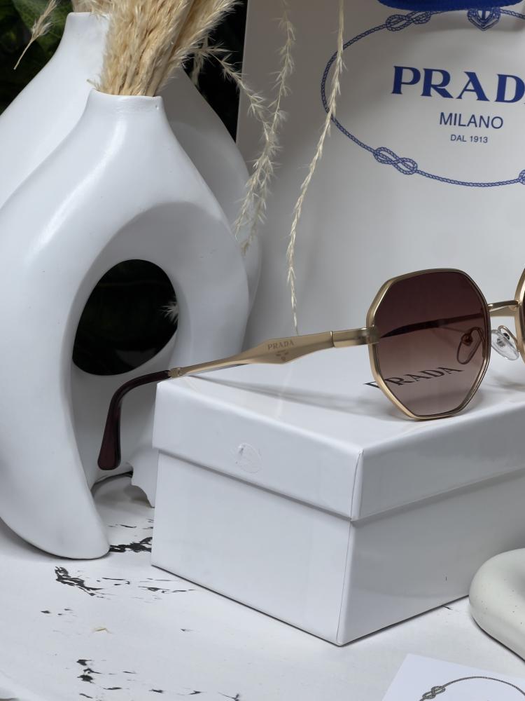 نظارة PRADA أطار بني -ذهبي