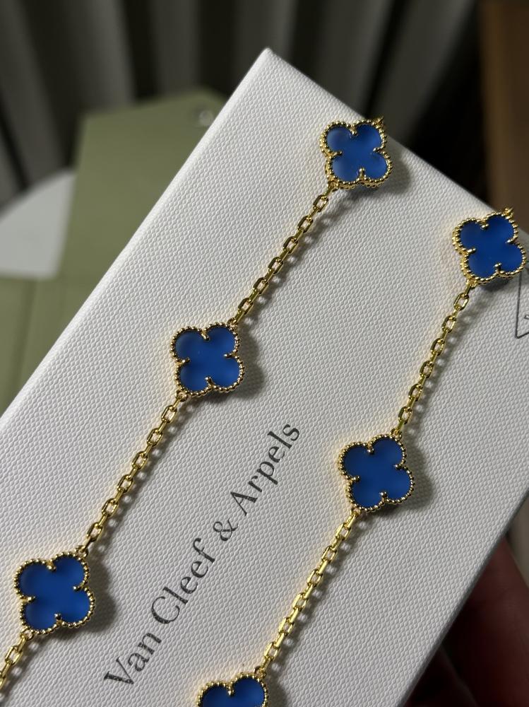 سلسال Van Cleef & Arpels - سلسال فان كليف 10 وردات - أزرق