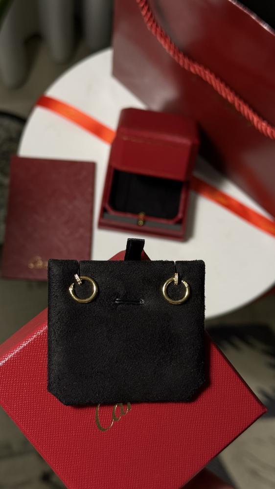 حلق Cartier - حلق كارتيه -فضي