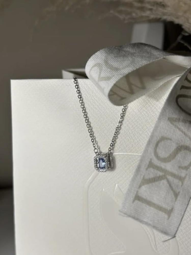سلسال SWAROVSKI - سلسال سواروفيسكي (ميلينا ) فضي بكرستالة زرقاء