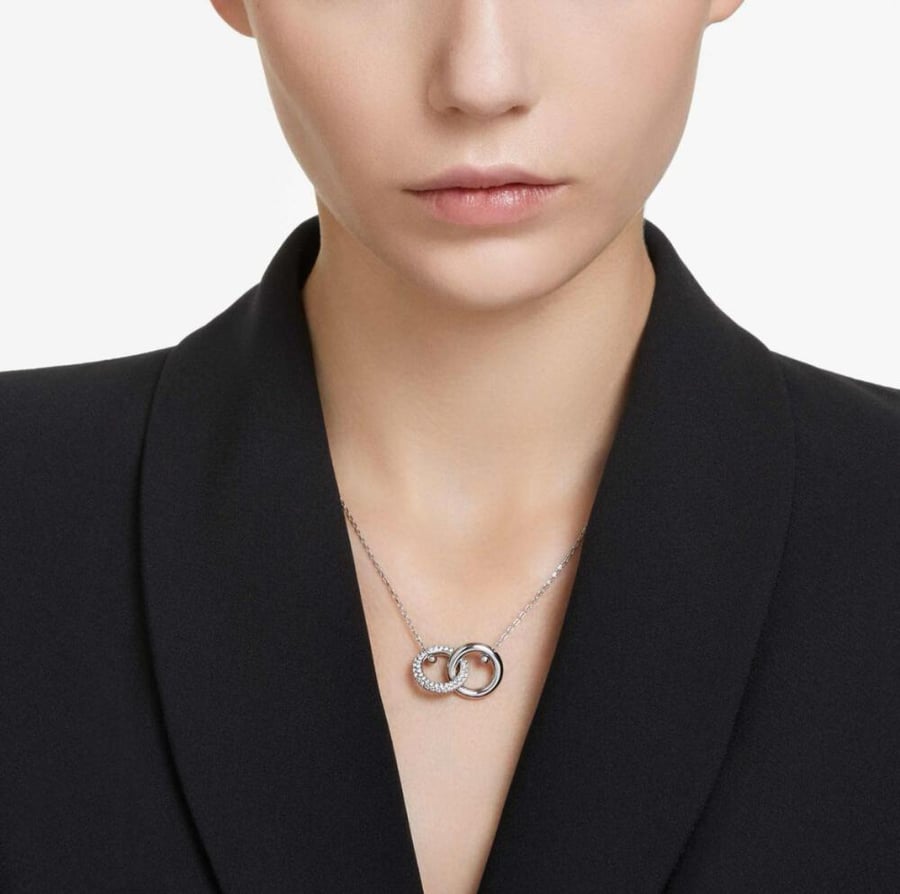 سلسال SWAROVSKI - سلسال سوارفيسكي فضي كريستالة