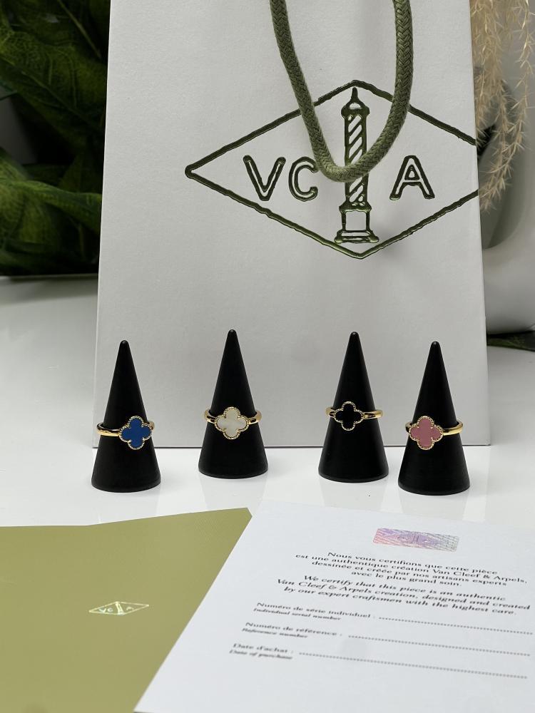 خاتم Van Cleef Arpels خاتم Van Cleef Arpels خاتم van cleef ملون