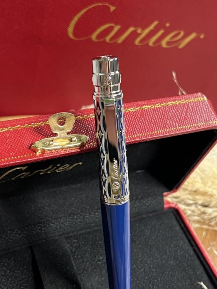 قلم Cartier - قلم حبر من مجموعة سانتوس دو كارتيه