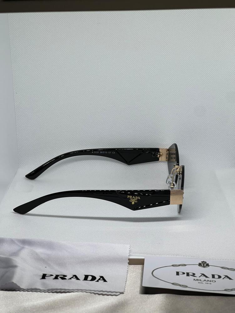نظارة PRADA