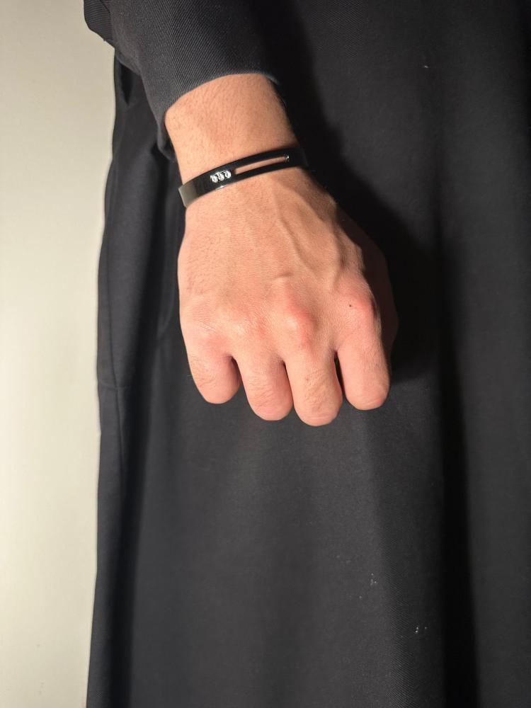 إسوارة MESSIKA إسوارة MESSIKA اسود