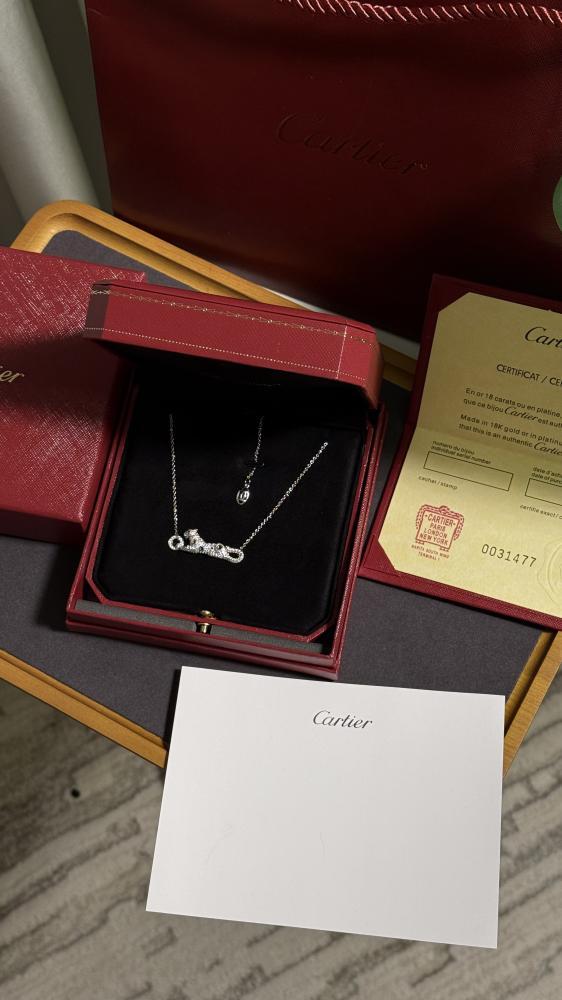 سلسال Cartier فضي