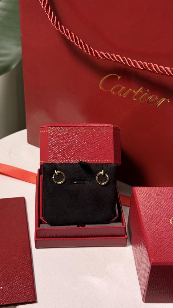 حلق Cartier - حلق كارتيه -فضي