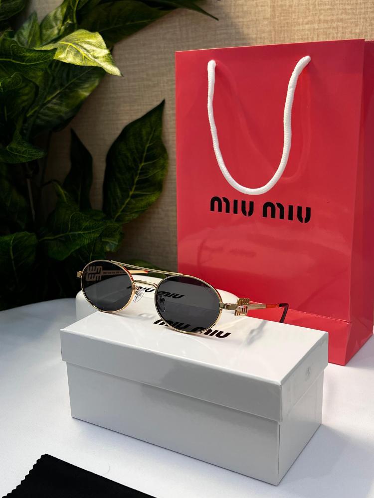 نظارة miu miu - ملون