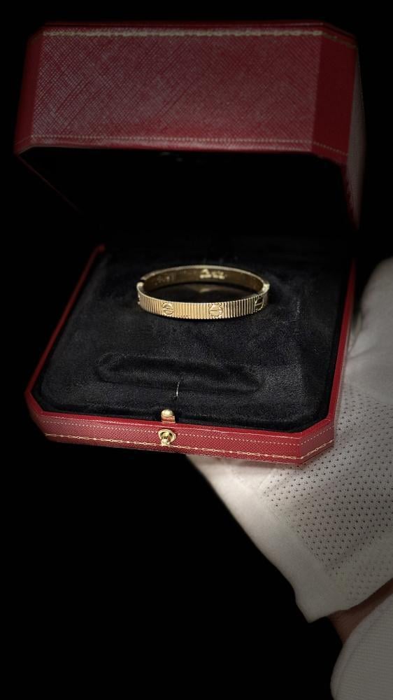 إسوارة Cartier - إسوارة كارتيه - ذهبي مقاس 16