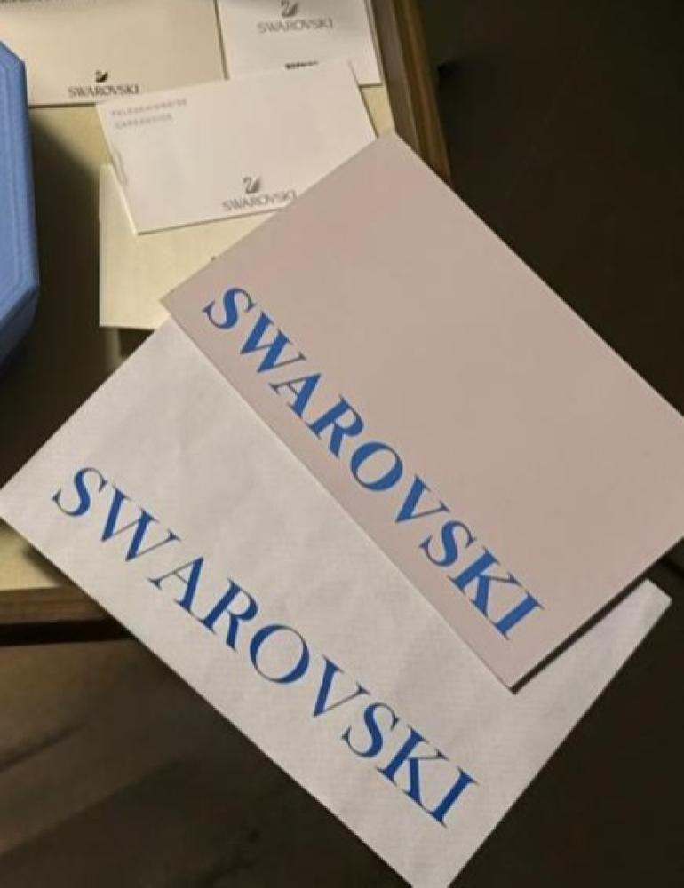 جميع ملحقات SWAROVSKI