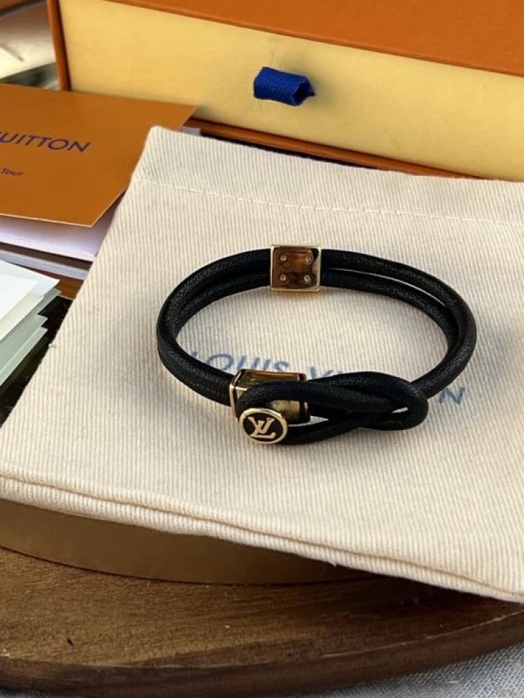إسوارة LOUIS VUITTON إسوارة LOUIS VUITTON جلد ومعدن ذهبي
