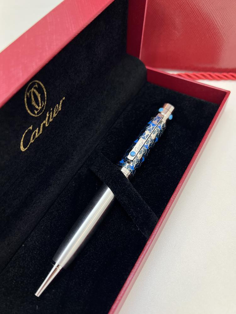 قلم Cartier - قلم حبر من مجموعة سانتوس دو كارتيه