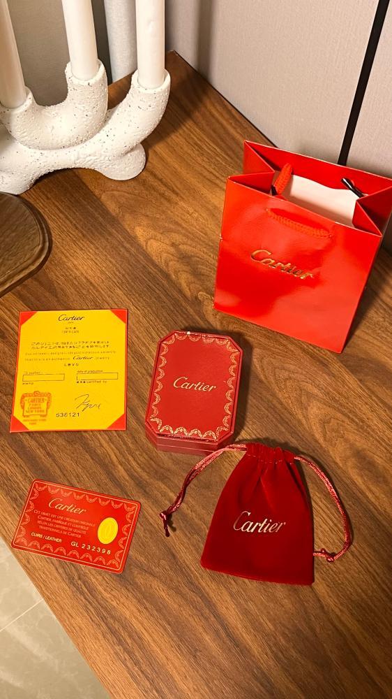 تعليقة سيارة من Cartier - النمر