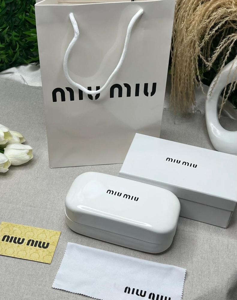نظارة MIU MIU اطار ذهبي تايقر عدسة مدرج