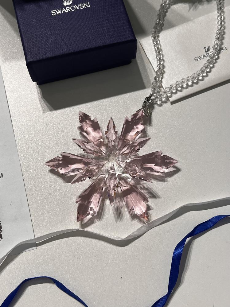 إسوارة SWAROVSKI - تعليقة سيارة سوارفيسكي
