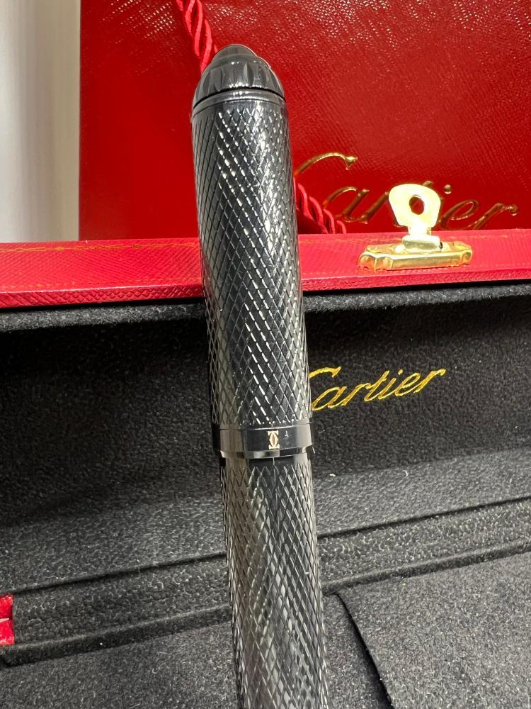 قلم Cartier - قلم حبر من مجموعة سانتوس دو كارتيه