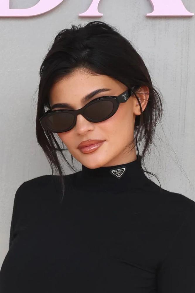 نظارة PRADA نظارة PRADA المشهورة