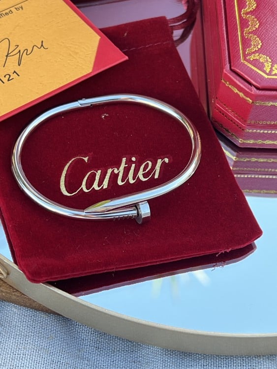 إسوارة carter المسمار الماسية  - فضي