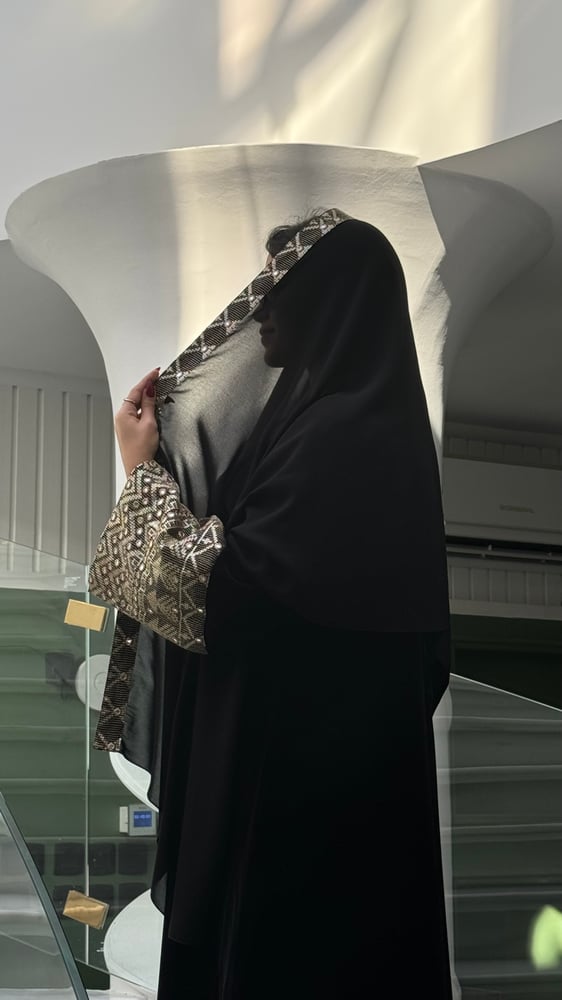 عباية مخمل شتويه