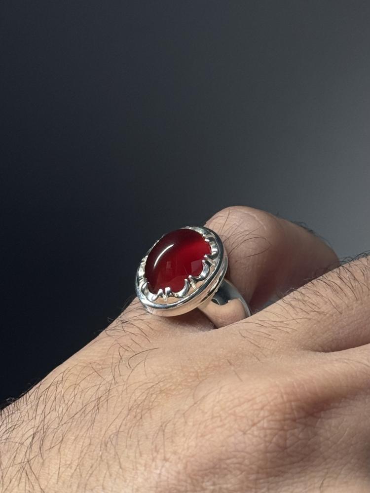 قبه ياقوتيه مشعه