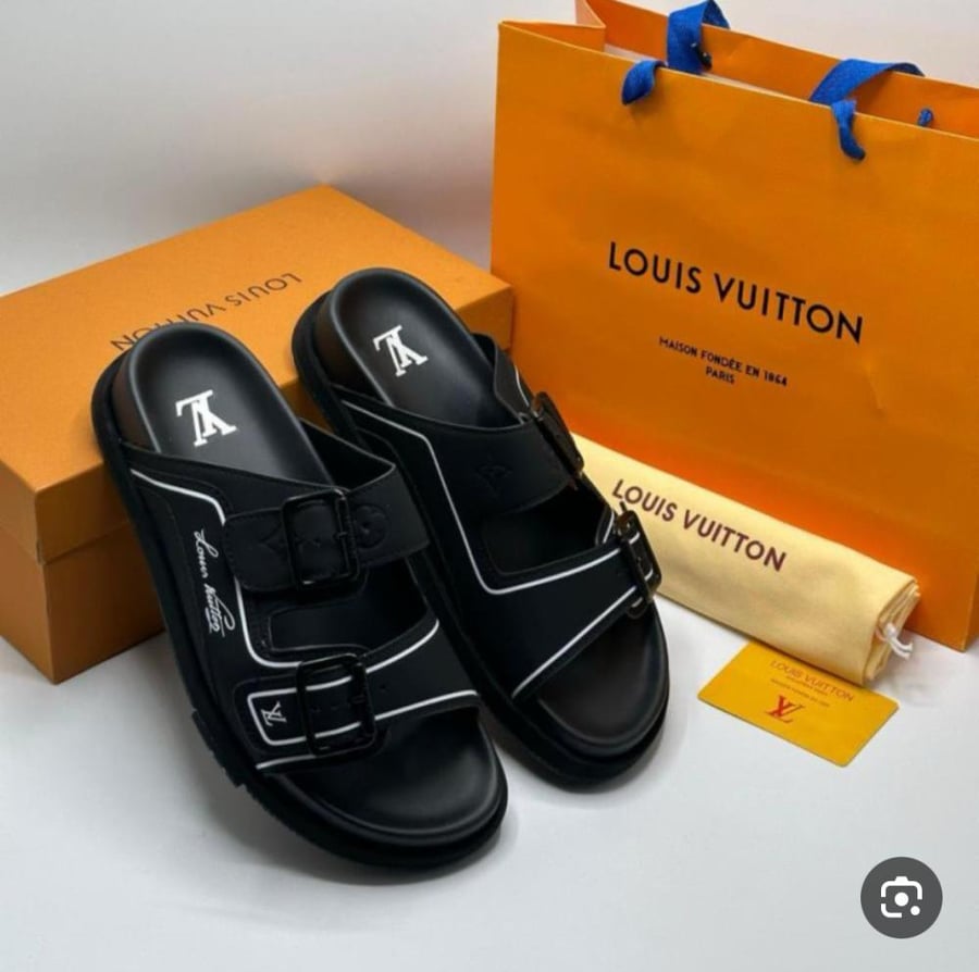 حذاء لويس فيتون Louis Vitton