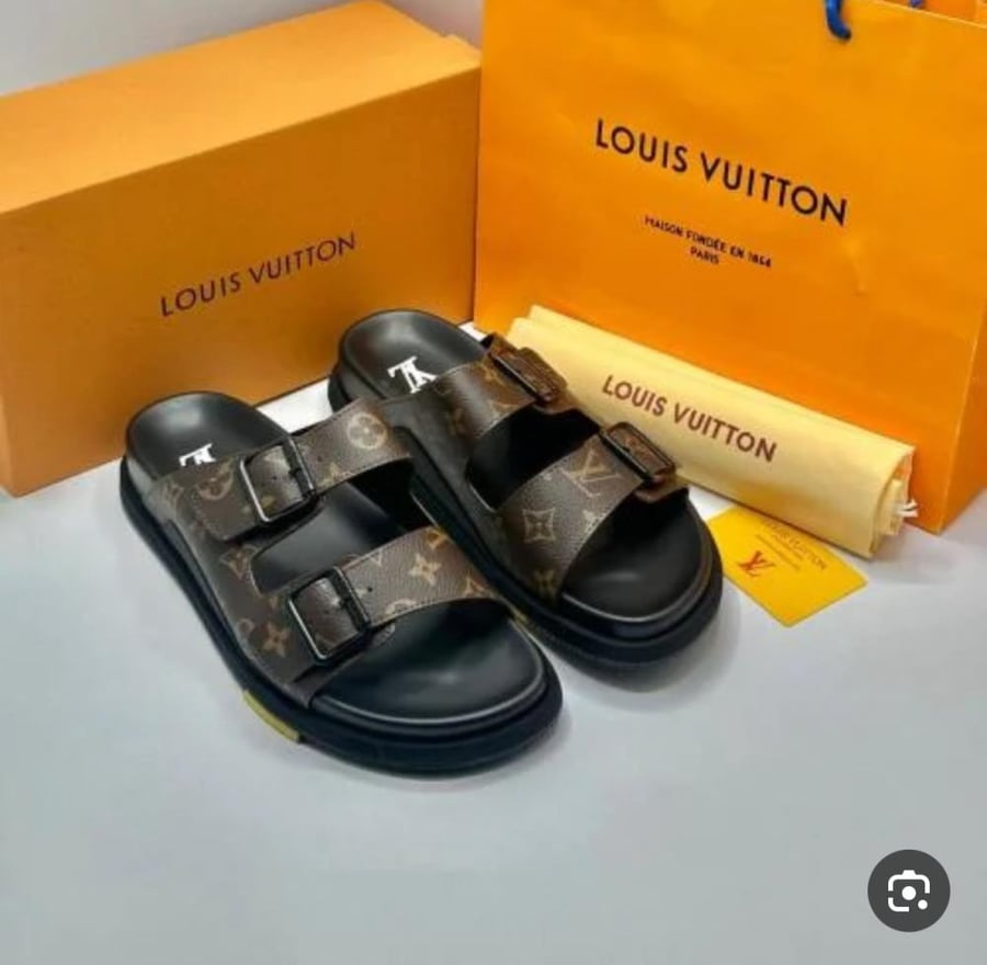 حذاء لويس فيتون Louis Vitton