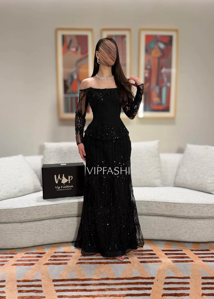 فستان نيكوليتا الانيقة
