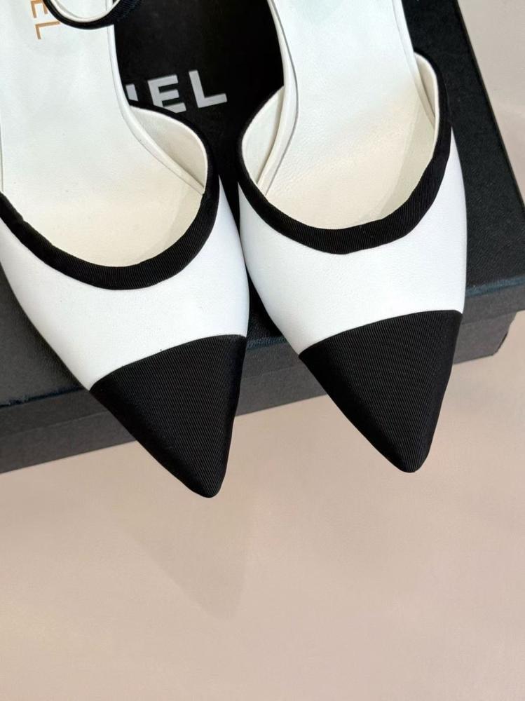 Chanel heel