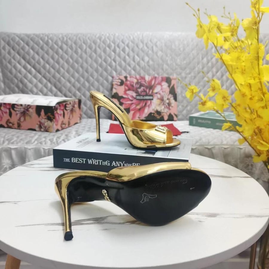 Dolce & Gabbana heel