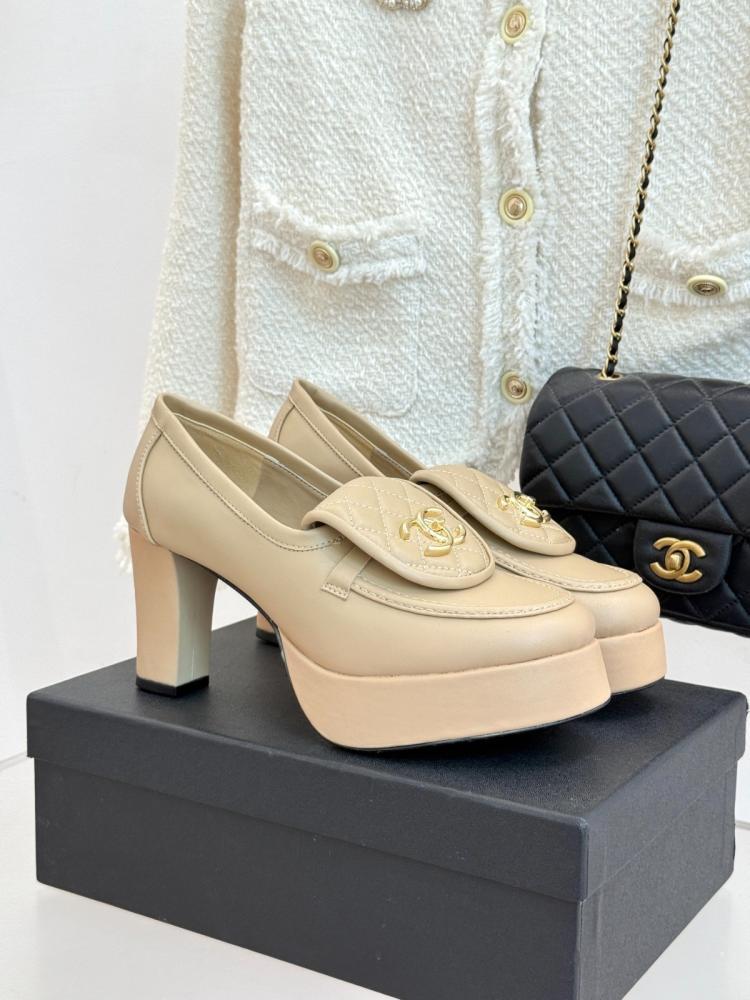 Chanel heel