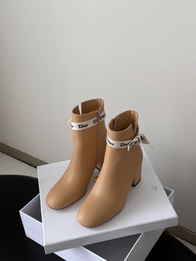 بوت ديور
