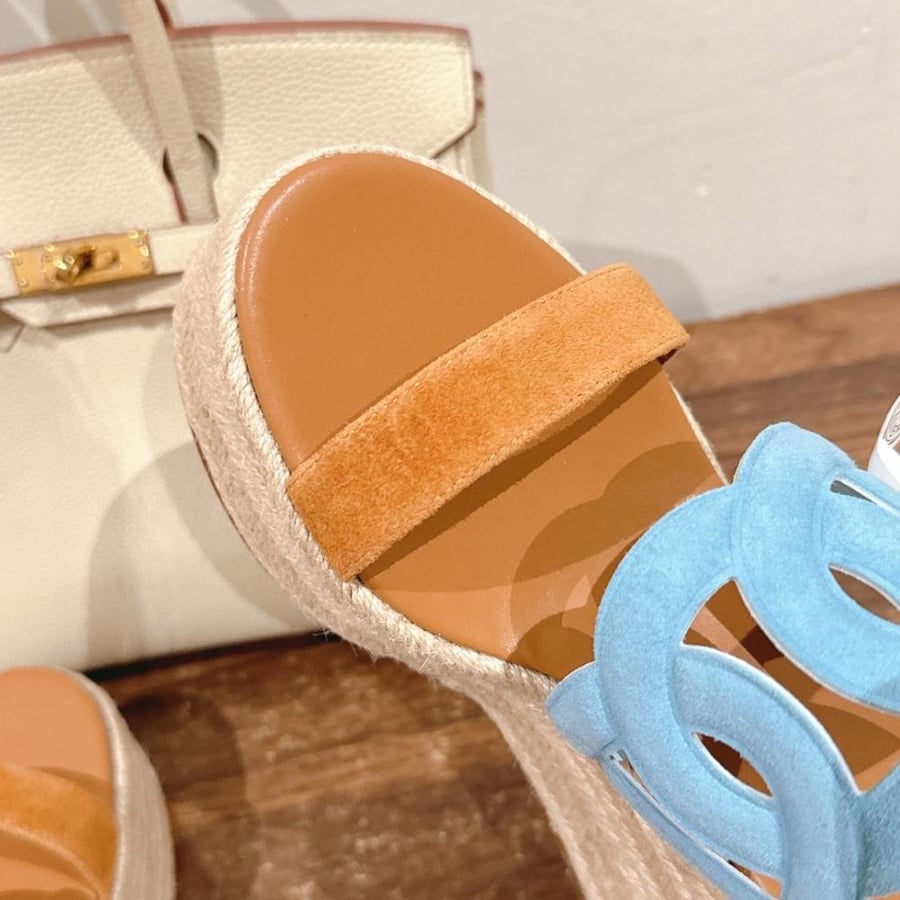 Hermes heel