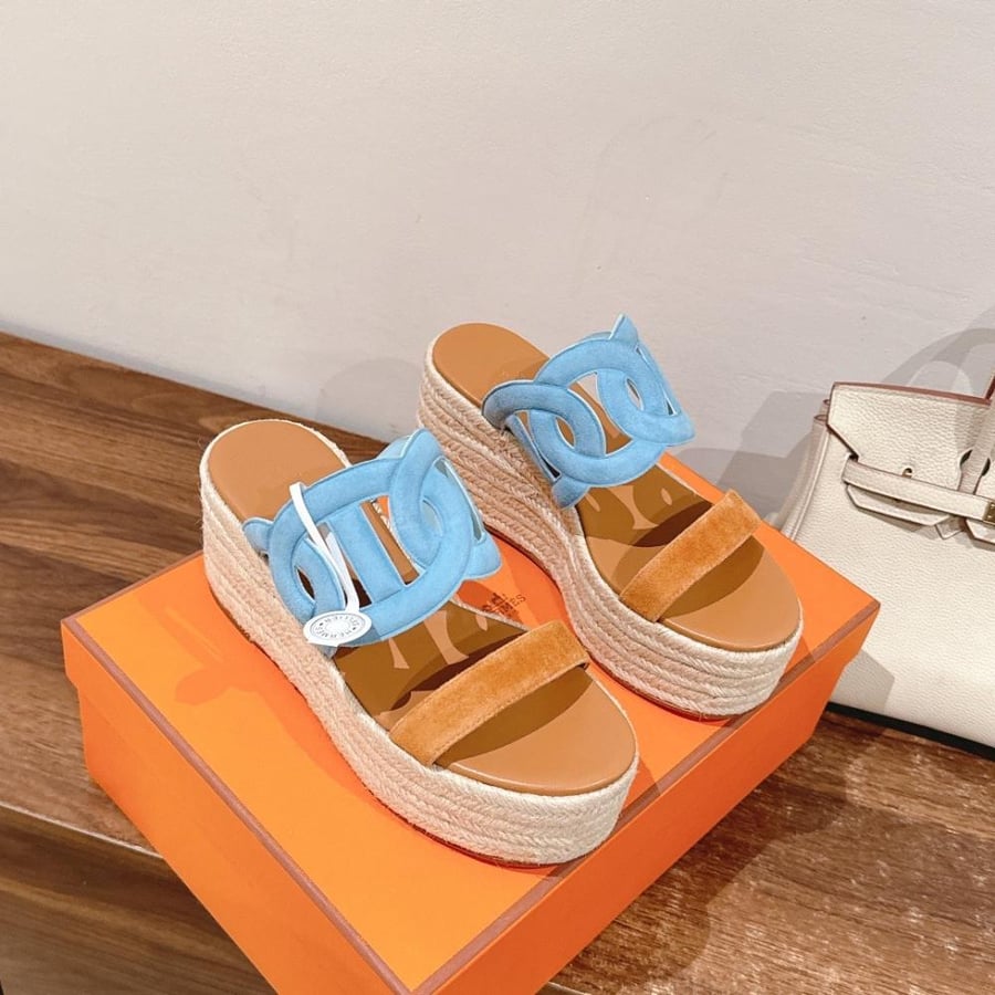 Hermes heel