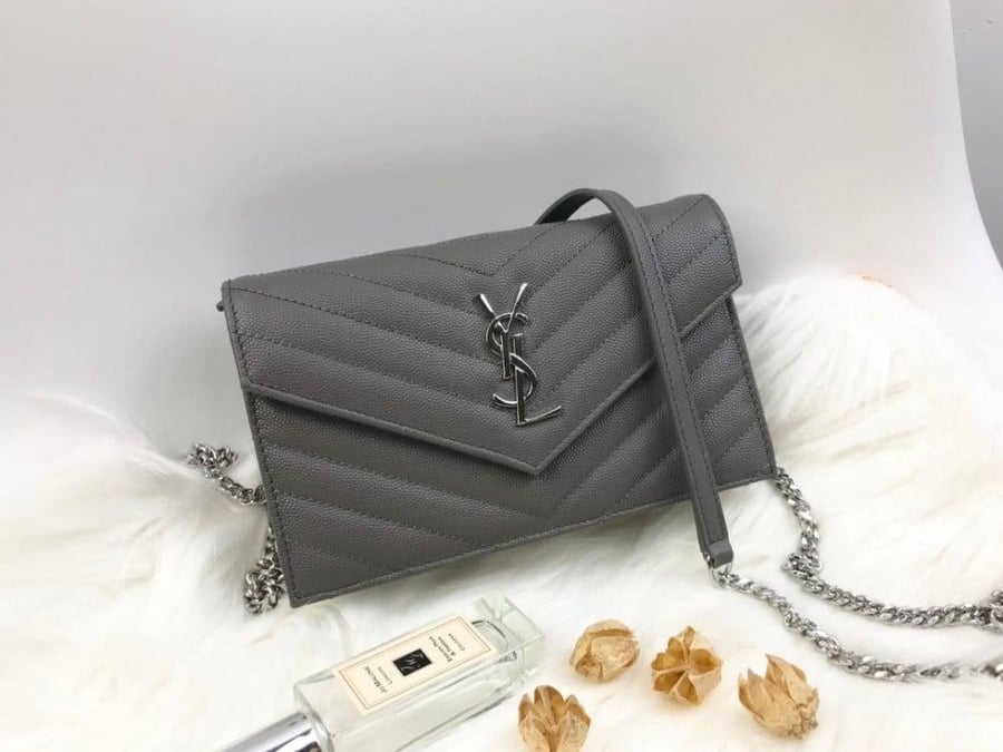 حقيبة ايف سان لوران ysl