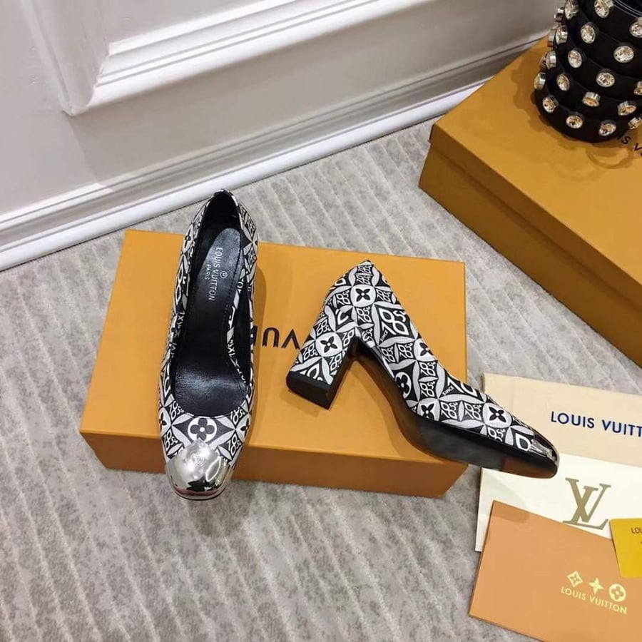 Louis Vuitton heel