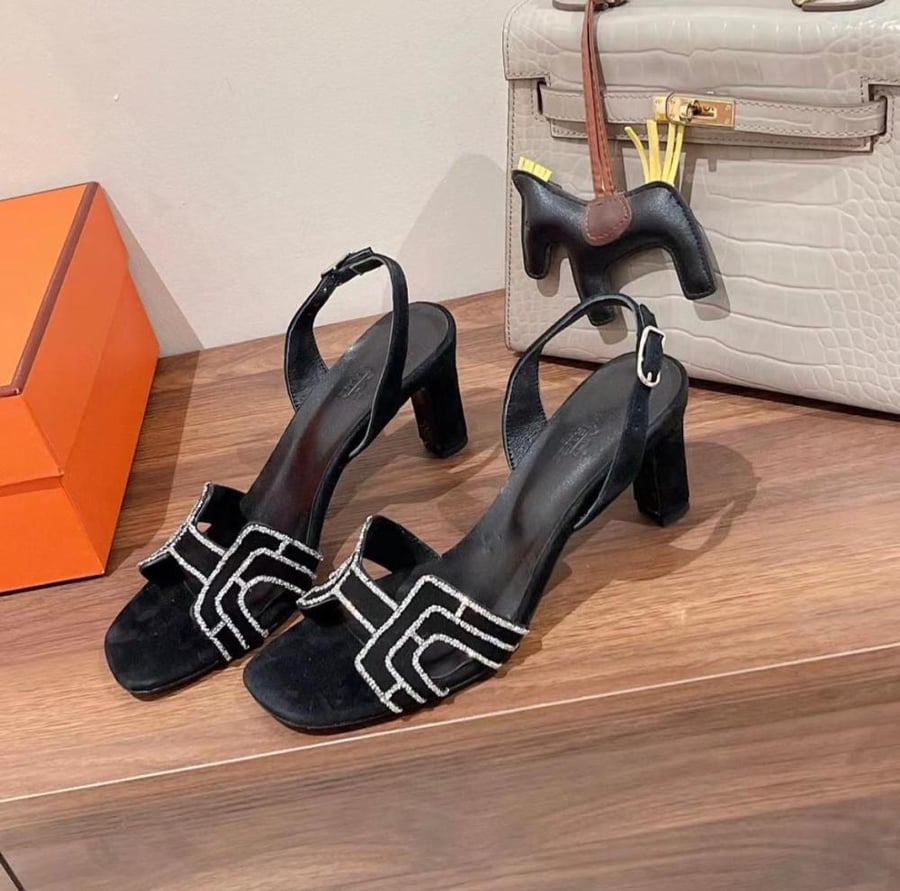Hermes heel