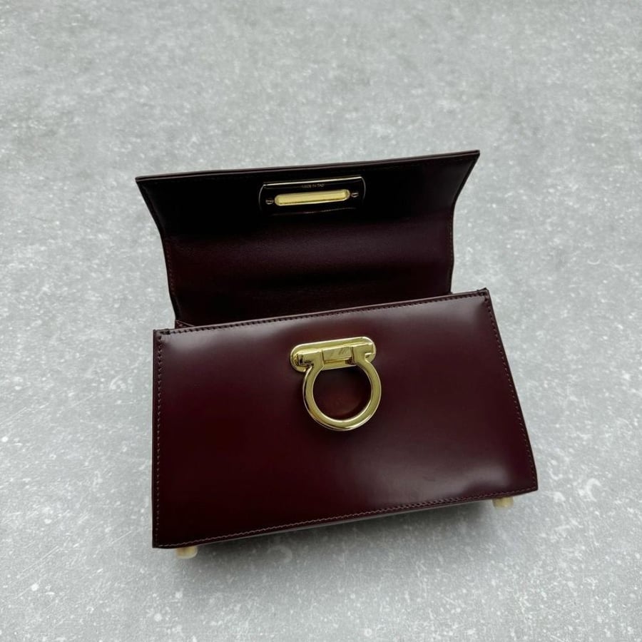 حقيبة سلفاتور فيراغامو 21cm